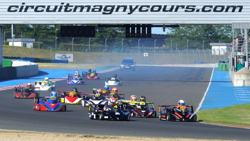 Com+Magny-Cours+1372.JPG