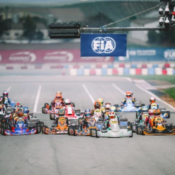 [ Championnat d’Europe FIA Karting OK-J & OK ] Moi...